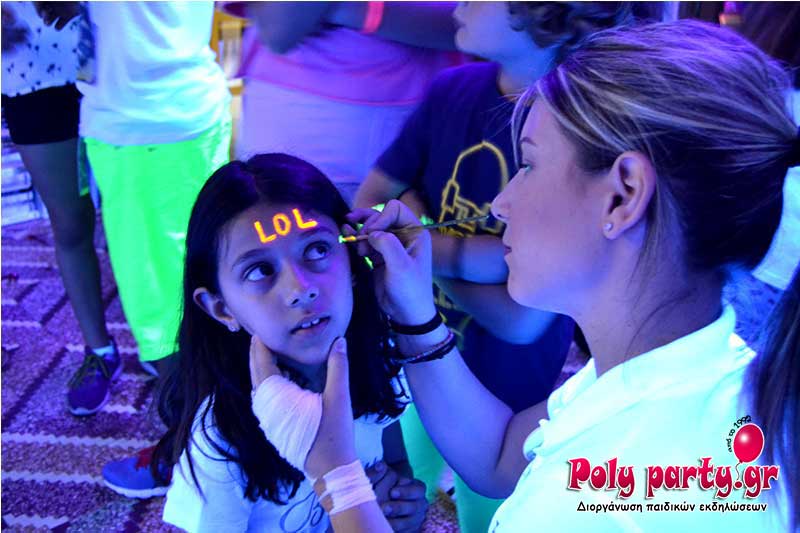 glow face painting